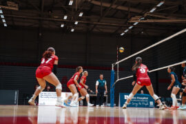Essex Rebels Volleyball Women digging. Picture Credits: Colin Tucker