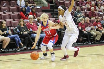 Basketball womens game