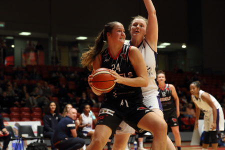 Essex Rebels Womens team player