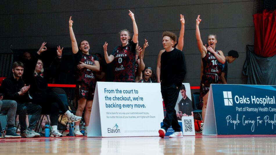 Essex Rebels women' bench celebrating